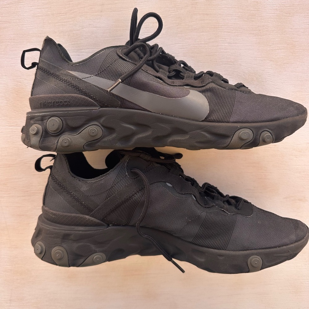 Nike Men’s Black React Element Sneakers